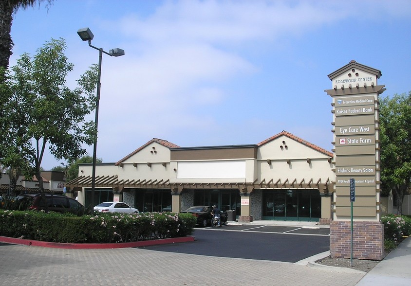 10040-10136 Rosecrans Ave, Los Angeles, CA for lease - Building Photo - Image 2 of 9
