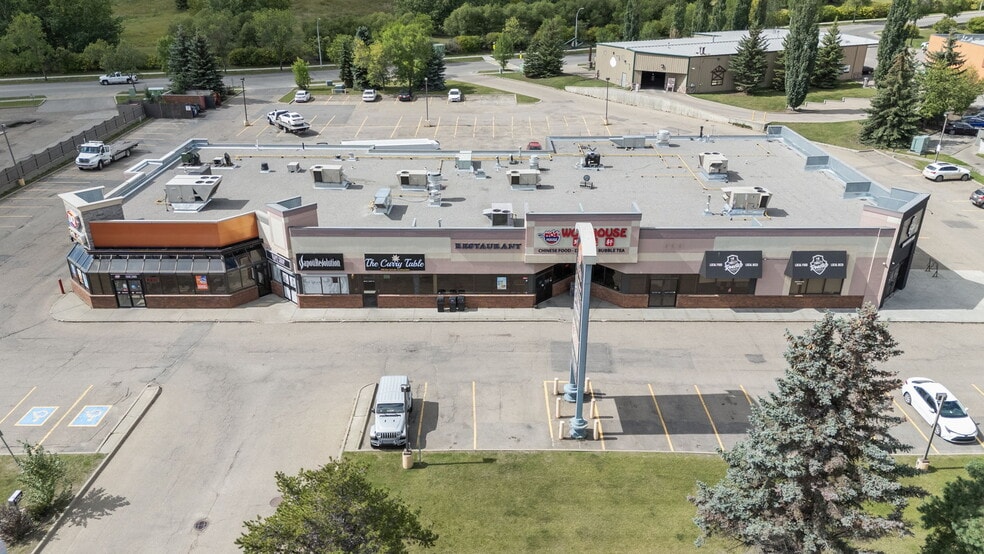 388 St Albert Trl, St. Albert, AB for lease - Building Photo - Image 1 of 10