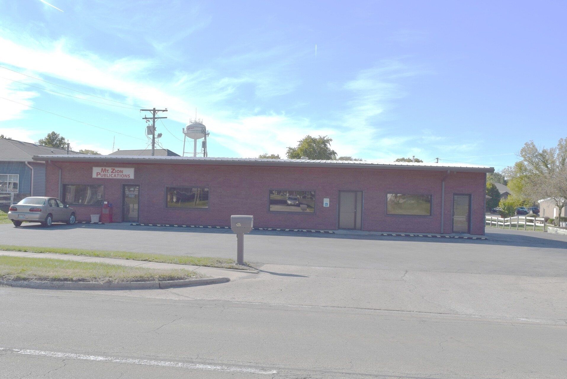 435 N State Highway 121, Mount Zion, IL for sale Primary Photo- Image 1 of 1