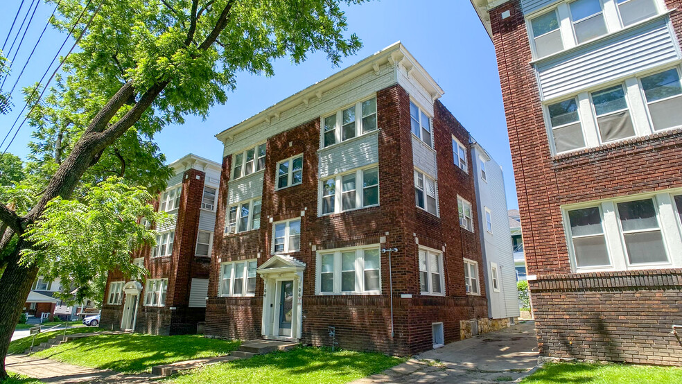 104-106 N Indiana Ave, Kansas City, MO for sale - Primary Photo - Image 1 of 1