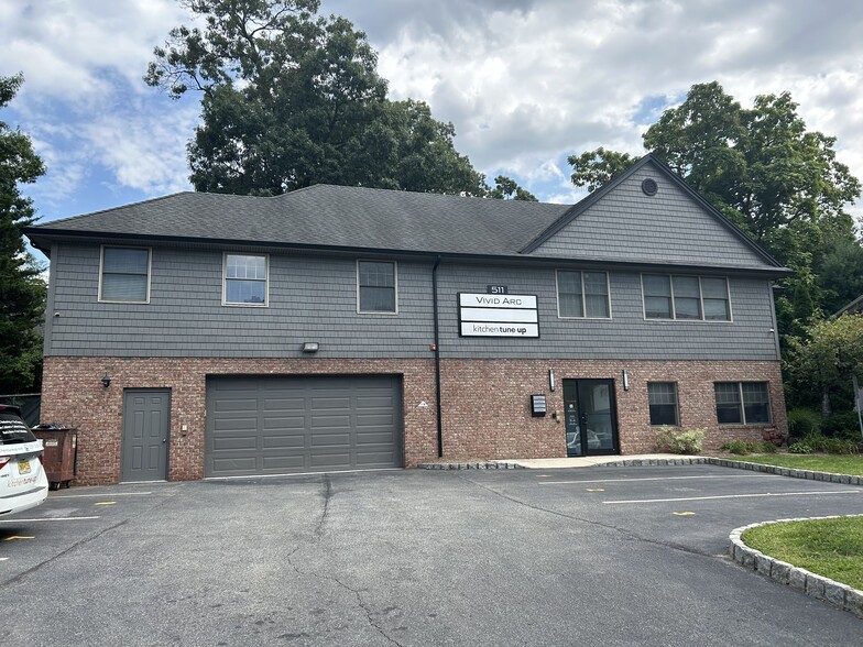 511 S Broad St, Glen Rock, NJ for lease - Building Photo - Image 2 of 13