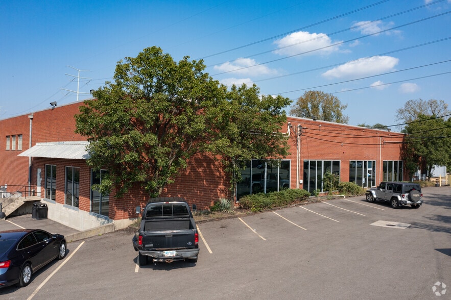 1888 Section Rd, Cincinnati, OH for sale - Primary Photo - Image 2 of 7