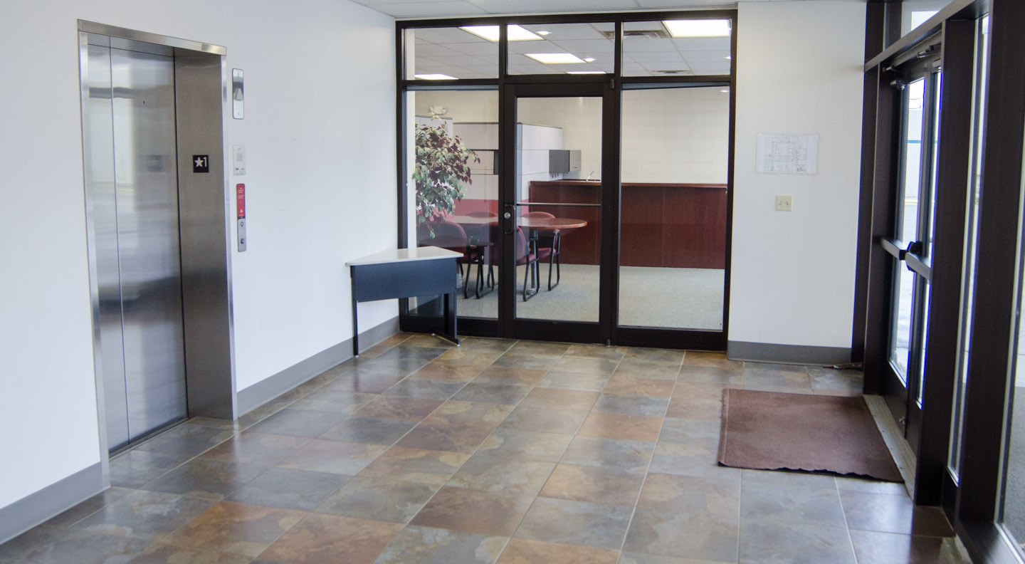 60 Tower Blvd, Elma, WA for lease Lobby- Image 1 of 8