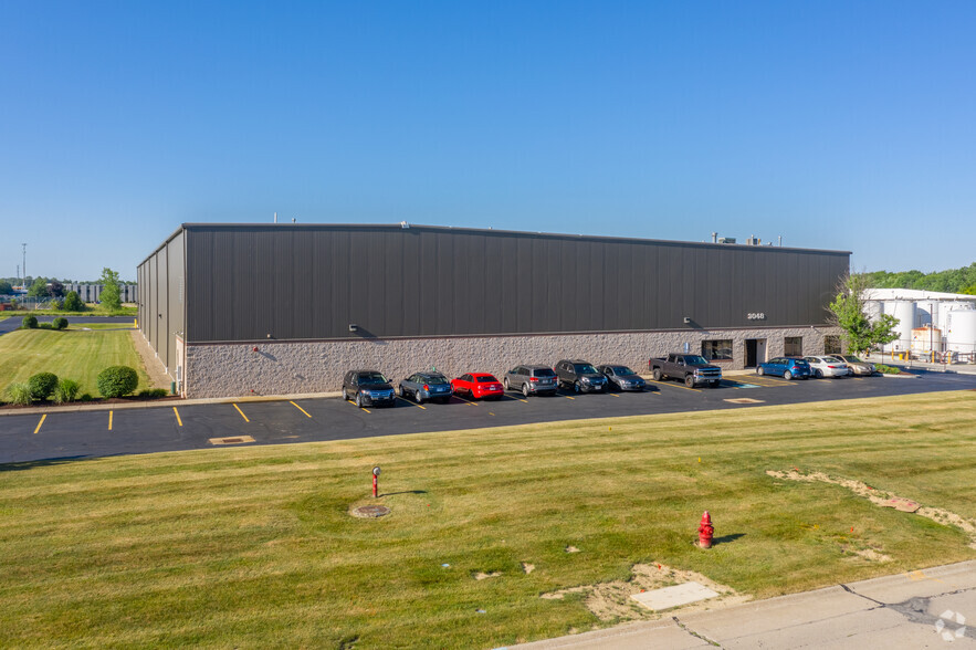 3048 Nationwide Pky, Brunswick, OH for lease - Primary Photo - Image 1 of 6