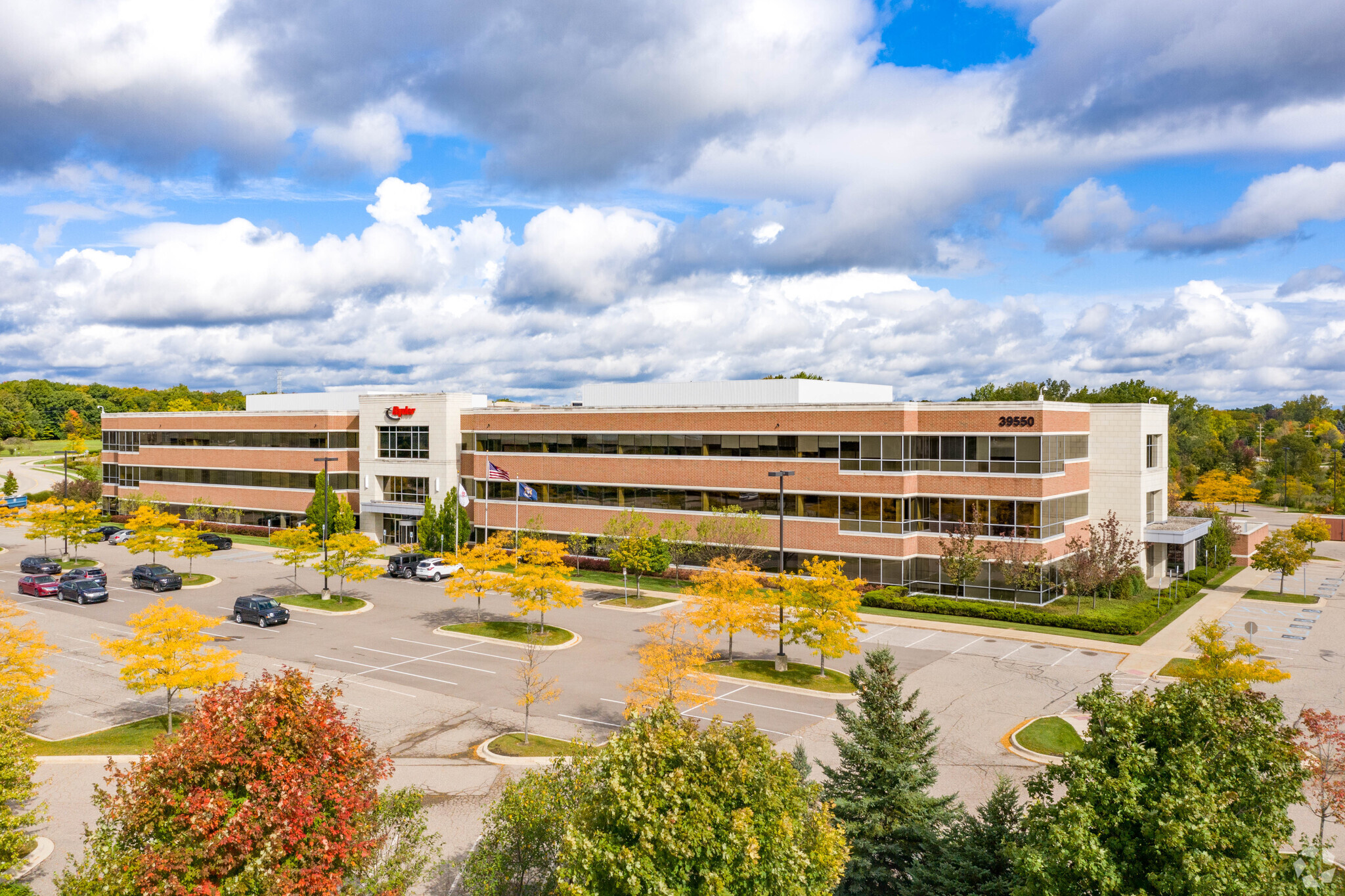 39550 13 Mile Rd, Novi, MI for sale Primary Photo- Image 1 of 1