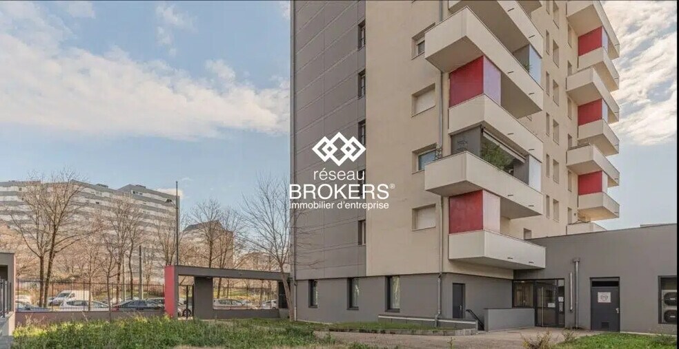 Retail in Échirolles for sale - Building Photo - Image 3 of 15