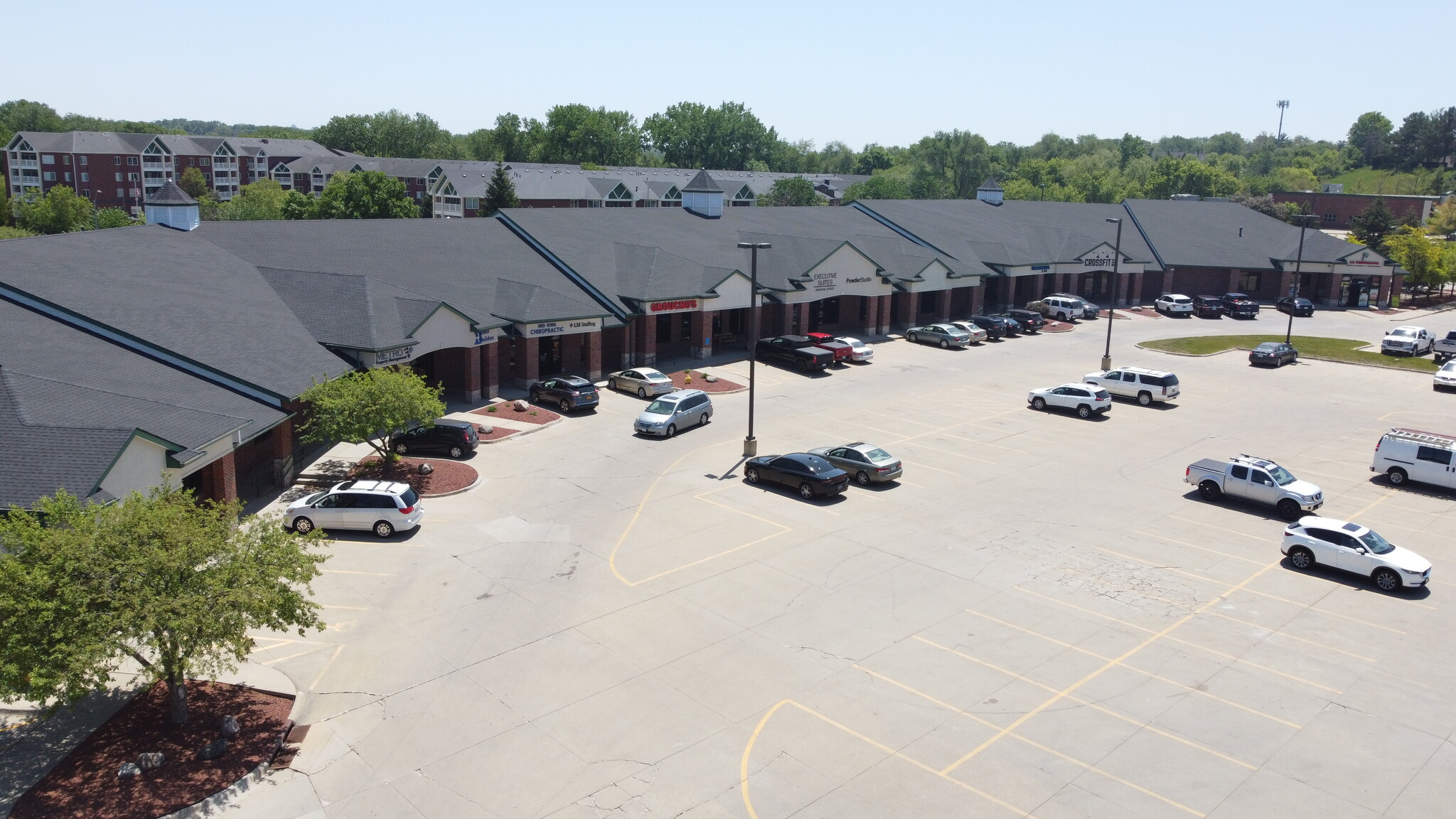 2701-2823 86th St, Urbandale, IA for lease Building Photo- Image 1 of 7