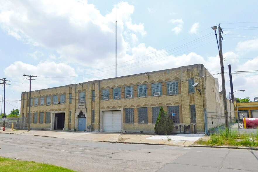 3245 Hubbard St, Detroit, MI 48210 Office/Retail for Lease