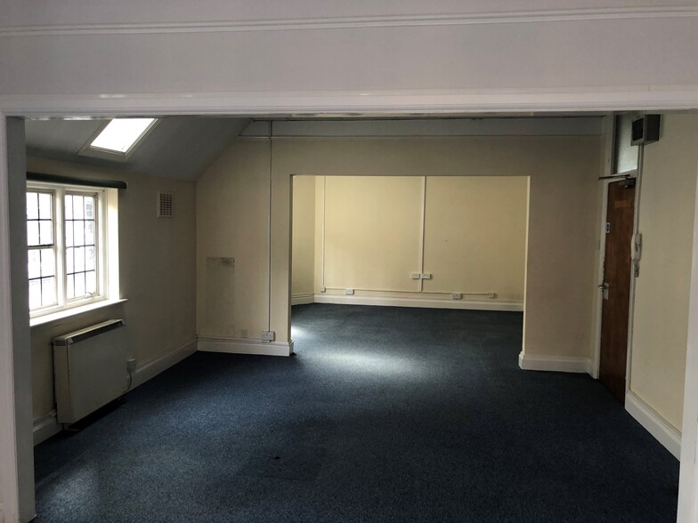 57-57D Eden St, Kingston Upon Thames for lease - Interior Photo - Image 3 of 4