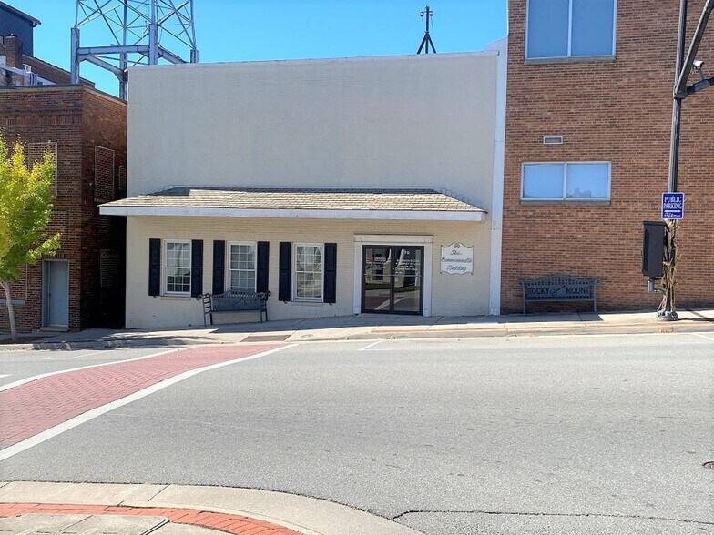 270 S Main St, Rocky Mount, VA for sale - Primary Photo - Image 1 of 1