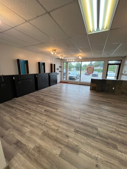 6160 Rue Rodrigue, Terrebonne, QC for sale - Interior Photo - Image 1 of 1