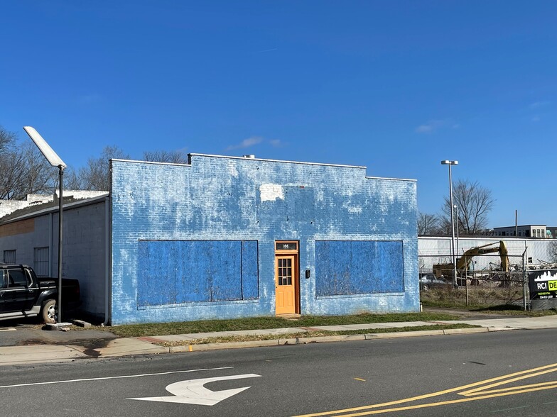 166 W Main St, Rock Hill, SC for sale - Building Photo - Image 1 of 8