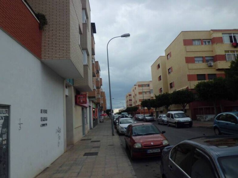 Retail in El Ejido for lease - Building Photo - Image 2 of 7