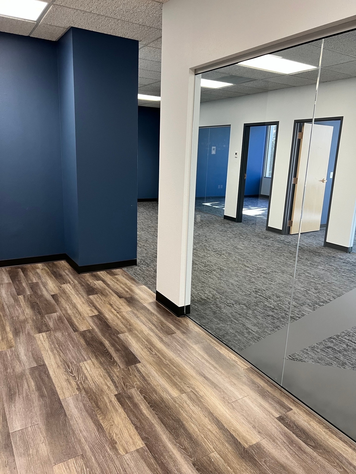 4500 S Lakeshore Dr, Tempe, AZ for lease Interior Photo- Image 1 of 9