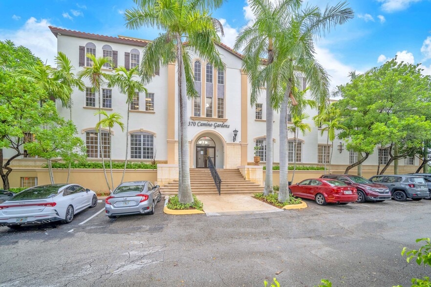 370 camino gardens Blvd, Boca Raton, FL for lease - Primary Photo - Image 1 of 25