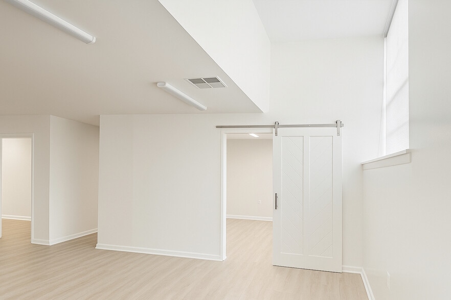 1610 N Carey St, Baltimore, MD for lease - Building Photo - Image 1 of 27