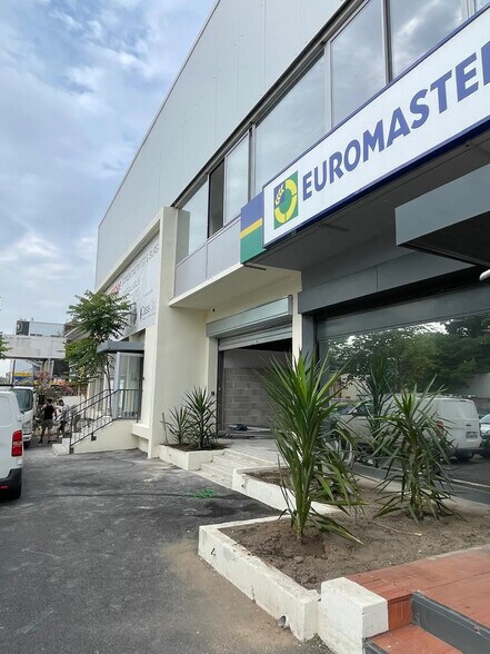 15 Boulevard Gay Lussac, Marseille for sale - Building Photo - Image 2 of 5