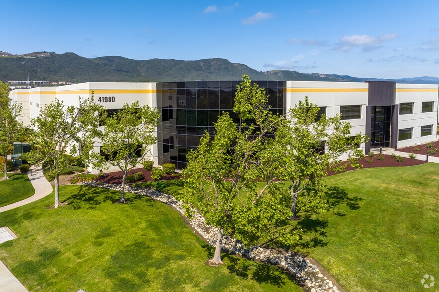 41980 Winchester Rd, Temecula, CA for sale - Primary Photo - Image 1 of 1