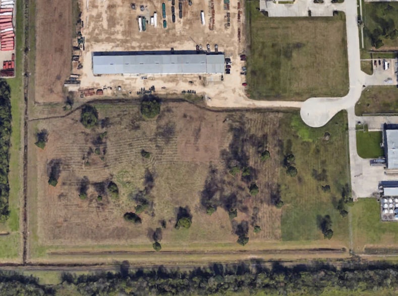 3655 W Cardinal Dr, Beaumont, TX for sale - Building Photo - Image 1 of 1