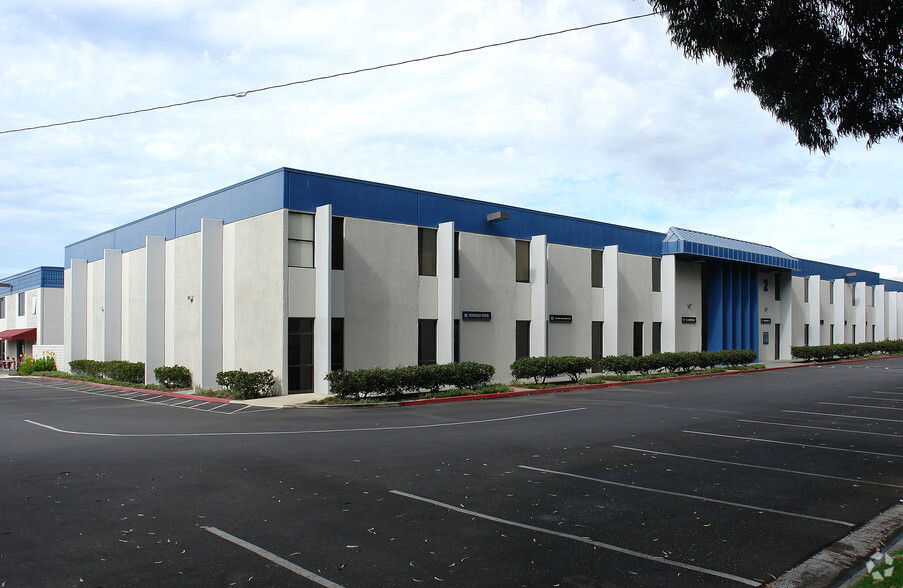 3001 Red Hill Ave, Costa Mesa, CA for lease - Building Photo - Image 1 of 11