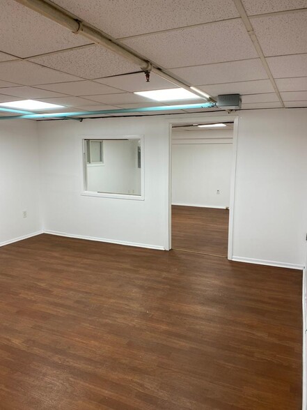 1110 13th St, North Bergen, NJ for lease - Interior Photo - Image 3 of 4