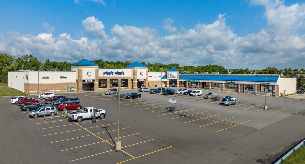 Essential Business Investment portfolio of 4 properties for sale on LoopNet.com - Building Photo - Image 1 of 15
