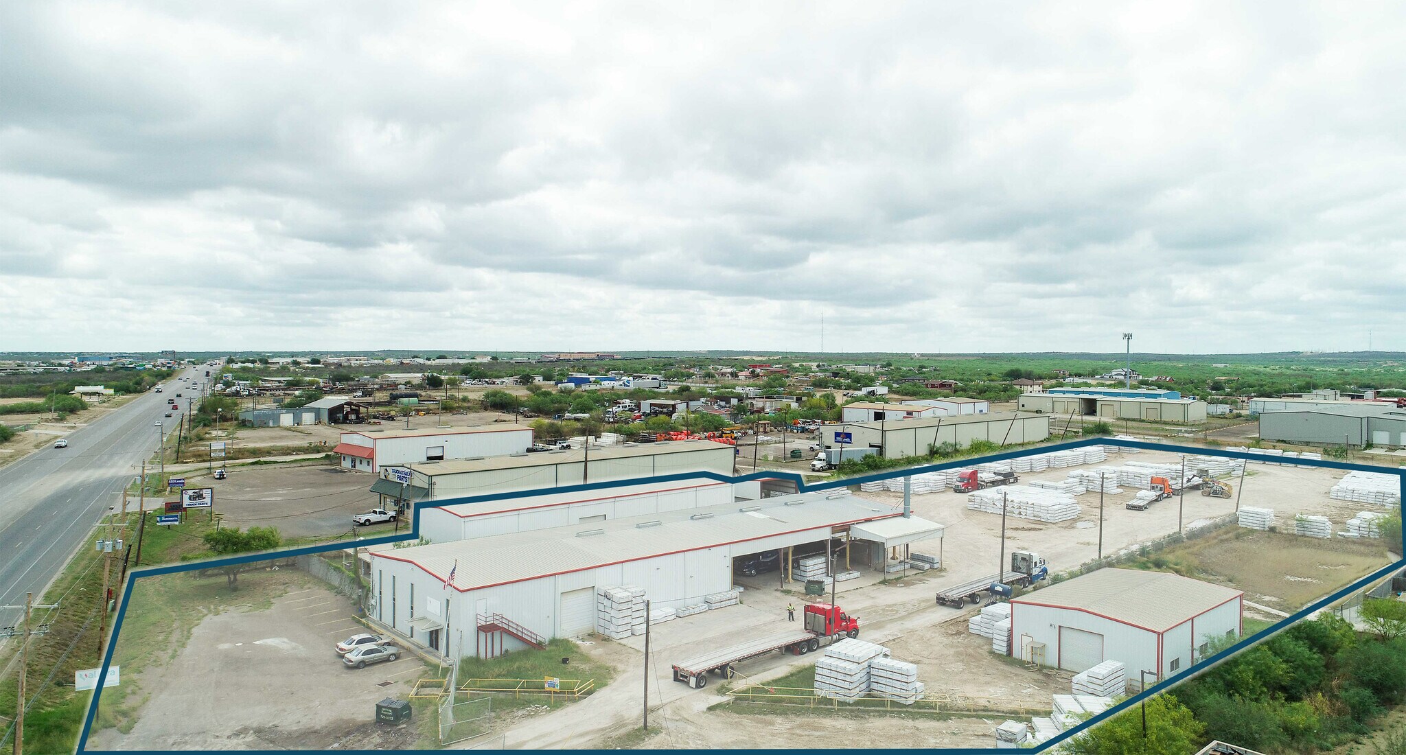 5663 State Highway 359, Laredo, TX for sale Primary Photo- Image 1 of 1