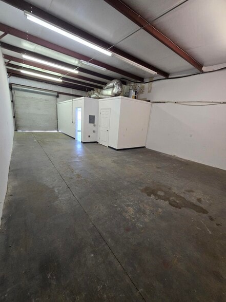 3715 Argent Blvd, Ridgeland, SC for lease - Interior Photo - Image 1 of 7