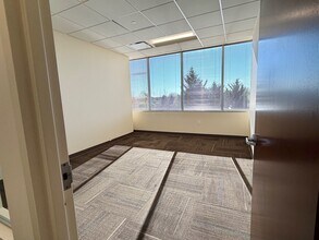 324 S Service Rd, Melville, NY for lease Interior Photo- Image 2 of 6