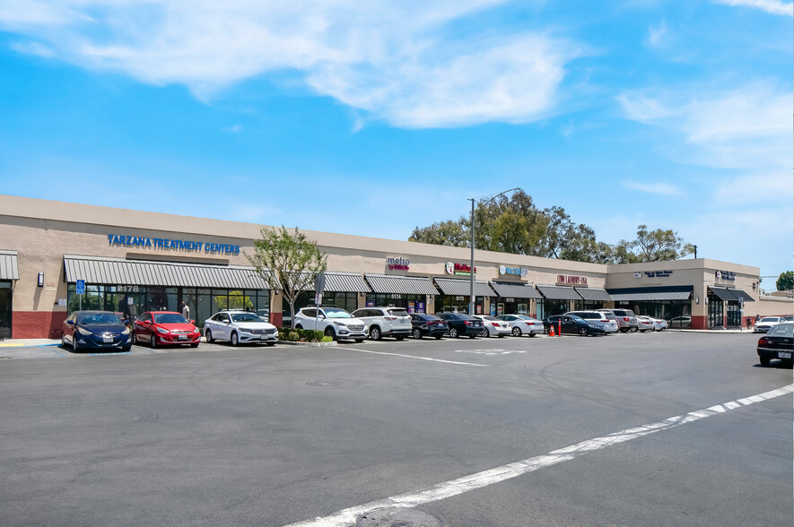 5166-5190 Atlantic Ave, Long Beach, CA for lease - Building Photo - Image 2 of 16