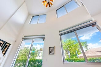 3339 Virginia St, Coconut Grove, FL for lease Lobby- Image 2 of 9