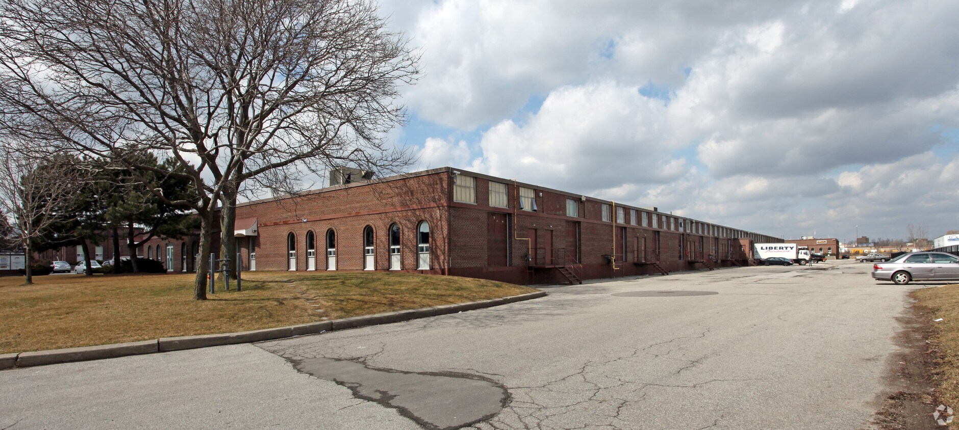 2020 Ellesmere Rd, Toronto, ON M1H 3B1