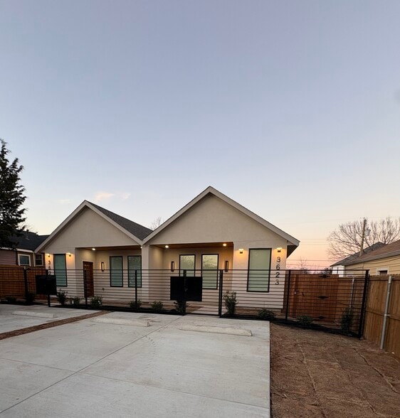 Multifamily in Dallas, TX for sale - Building Photo - Image 1 of 1