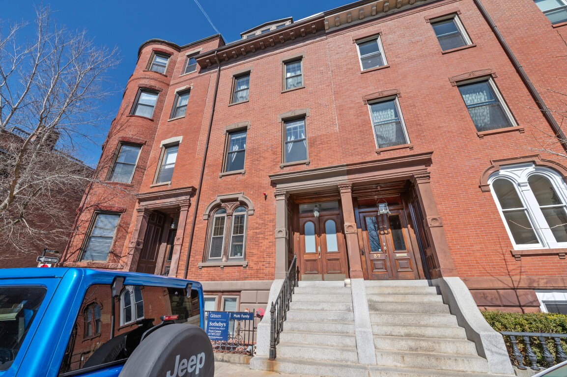 39 High St, Boston, MA for sale Primary Photo- Image 1 of 1