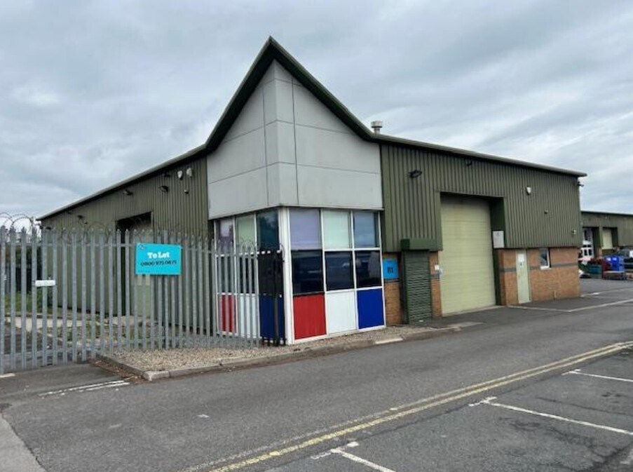 Knowles Ln, Bradford for lease Building Photo- Image 1 of 9