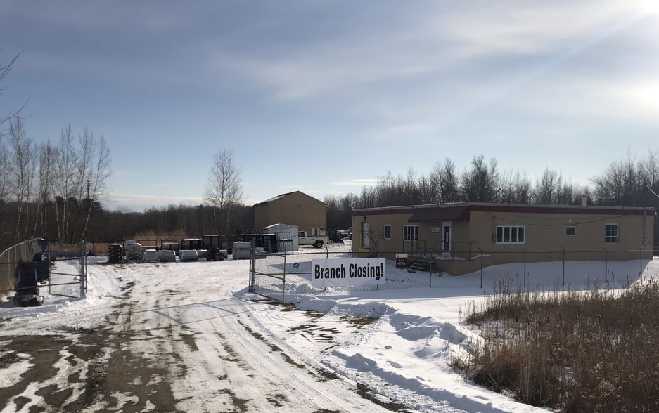 164 Green Point Rd, Brewer, ME 04412