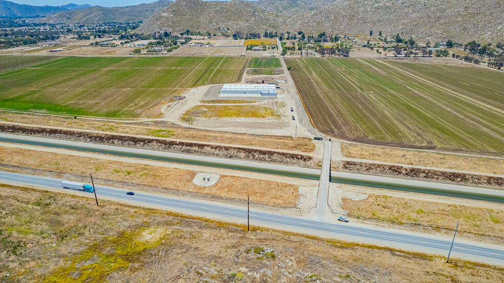 35650 Hidden Springs Rd, Hemet, CA for lease - Building Photo - Image 2 of 29