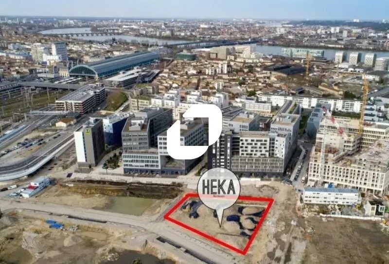 Retail in Bordeaux for lease - Aerial - Image 3 of 21