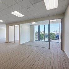400 Spectrum Center Dr, Irvine, CA for lease Interior Photo- Image 1 of 7