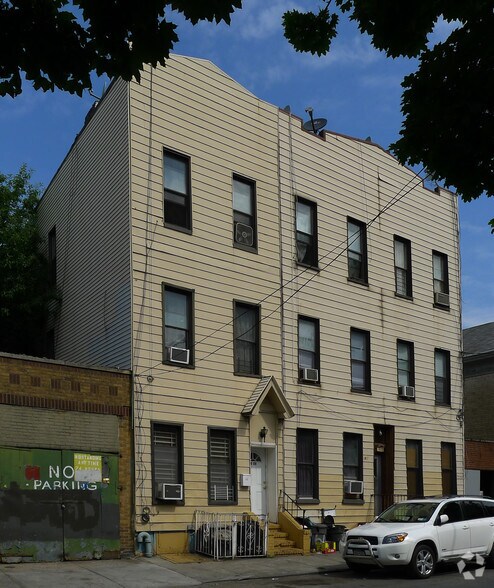 1611 Jefferson Ave, Ridgewood, NY for sale - Primary Photo - Image 1 of 1