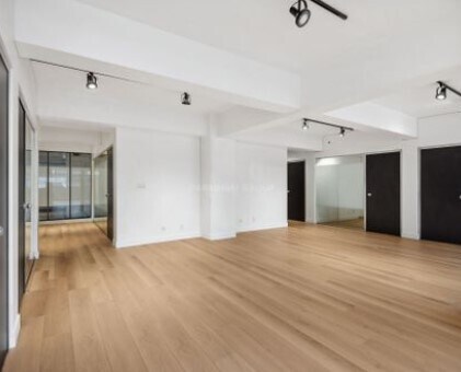 134 Abbott St, Vancouver, BC for lease Building Photo- Image 1 of 2