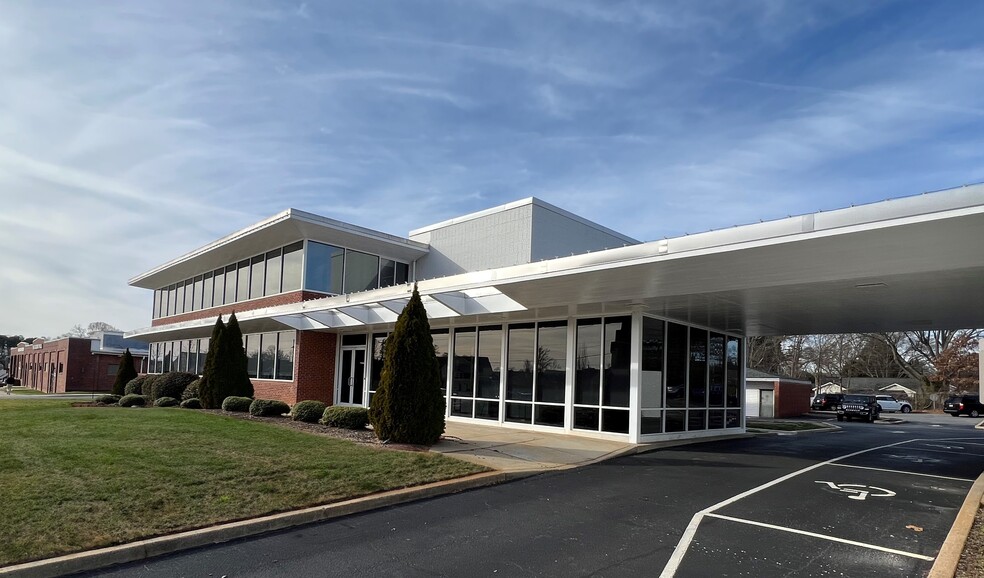 6405 W Wilkinson Blvd, Belmont, NC for lease - Building Photo - Image 1 of 5