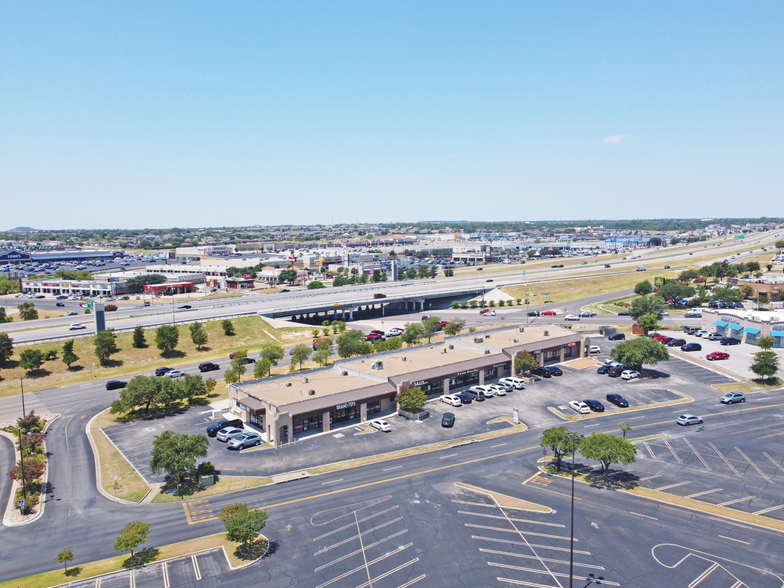 1801 E Central Texas Expy, Killeen, TX for lease - Building Photo - Image 2 of 7