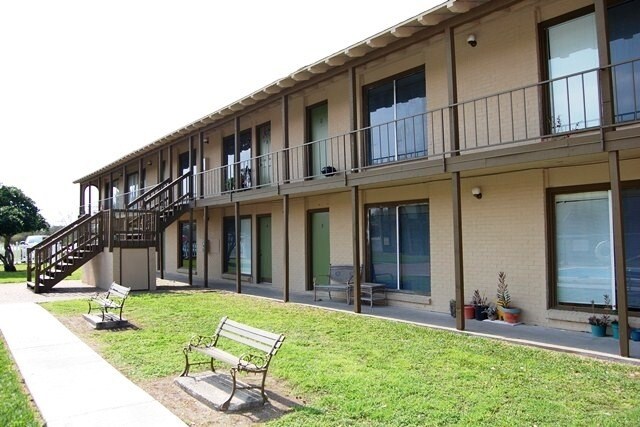 1201 E Sinton St, Sinton, TX for sale Primary Photo- Image 1 of 1