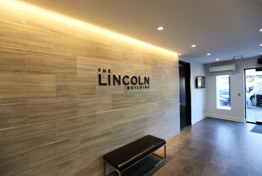 45 N Broad St, Ridgewood, NJ for lease - Lobby - Image 2 of 3