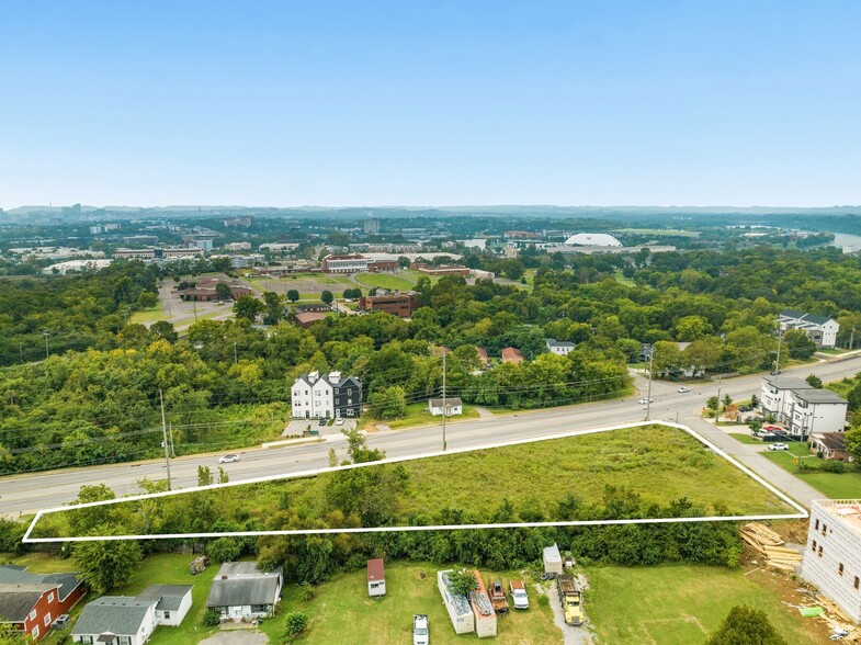 625 W Trinity Ln, Nashville, TN for sale - Aerial - Image 2 of 10