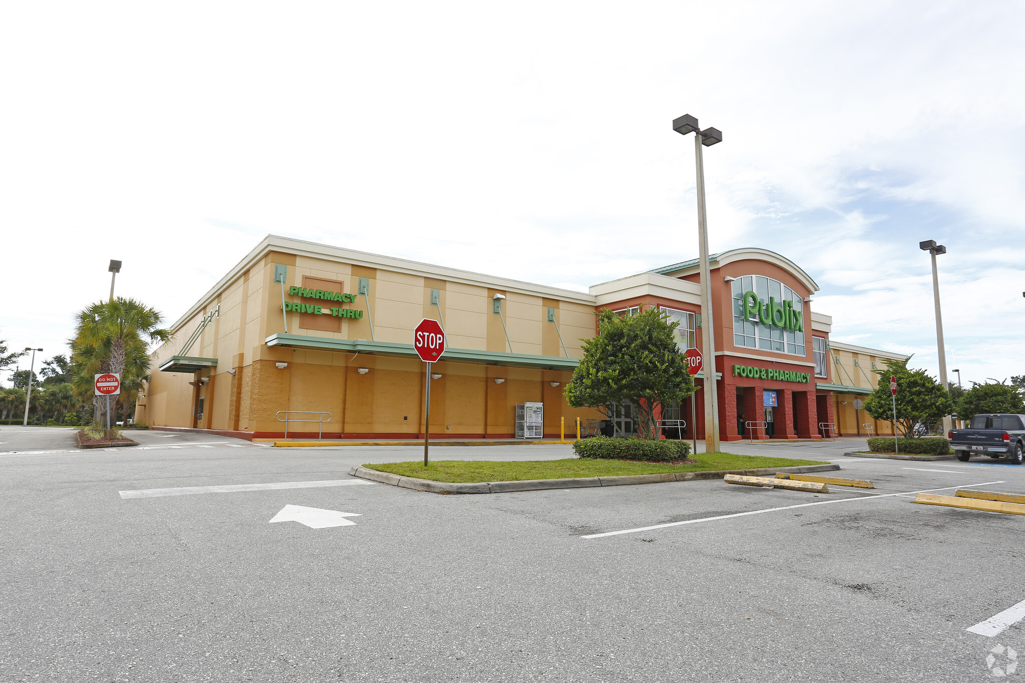 9525 S Suncoast Blvd, Homosassa, FL 34446 - Shoppes at Sugarmill Woods ...