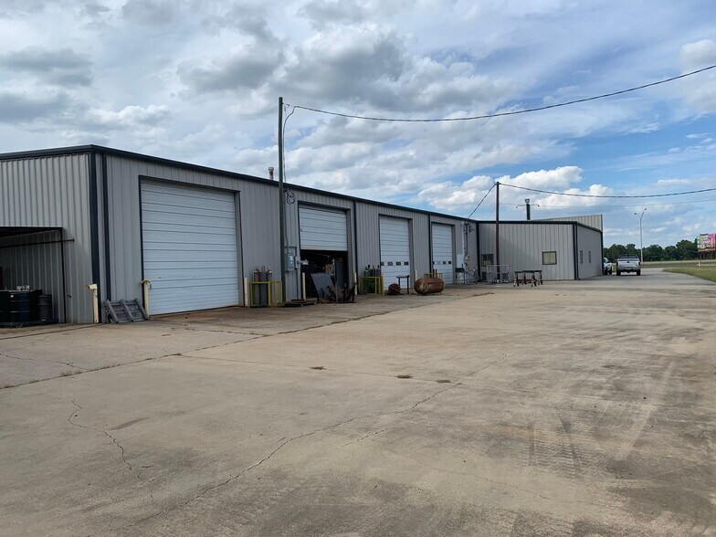 5308 Industrial Drive Ext, Bossier City, LA 71112