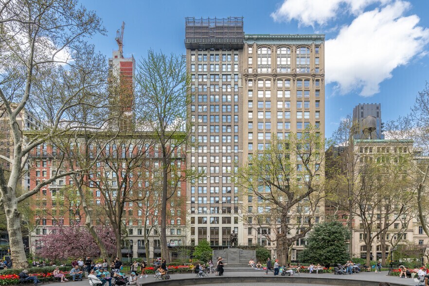 11 E 26th St, New York, NY for sale - Building Photo - Image 1 of 1