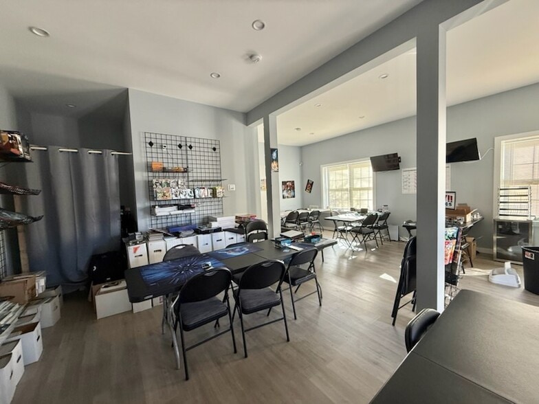 101 N 3rd St, East Newark, NJ for lease - Building Photo - Image 2 of 7